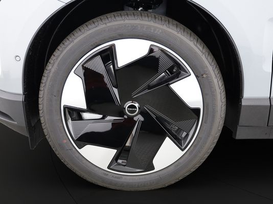 Volvo EX30 E60 Twin Ultra Performance