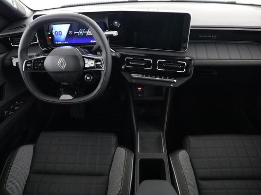 Renault R4 E-Tech Comfort Range iconic