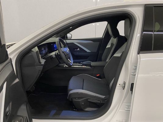 Opel Astra 1.2 T 130 Edition