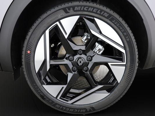 Renault Symbioz 1.8 E-Tech iconic