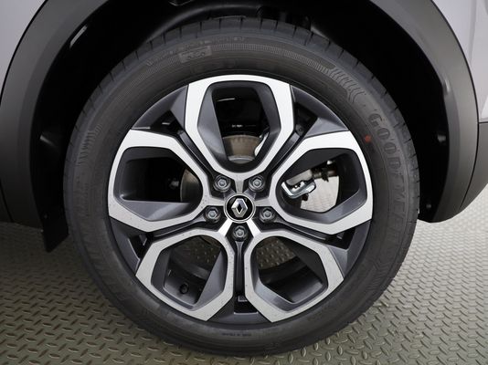 Renault Captur 1.6 E-Tech techno