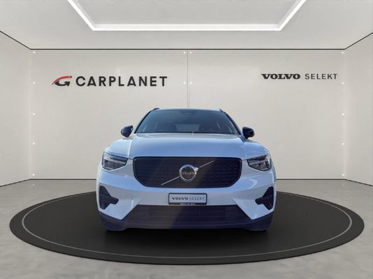 Volvo XC40 2.0 B3 MH Plus Dark