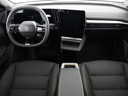 Renault Scénic E-Tech iconic