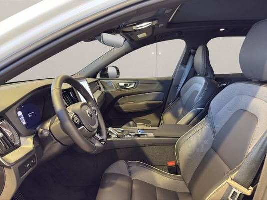 Volvo XC60 2.0 T6 TE Black Edition eAWD