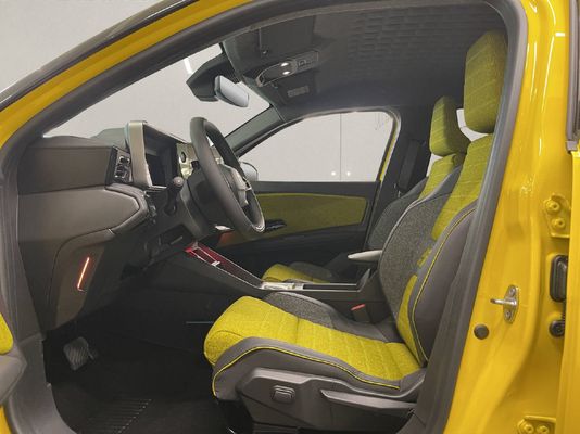 Renault 5 E-Tech Comfort Range iconic