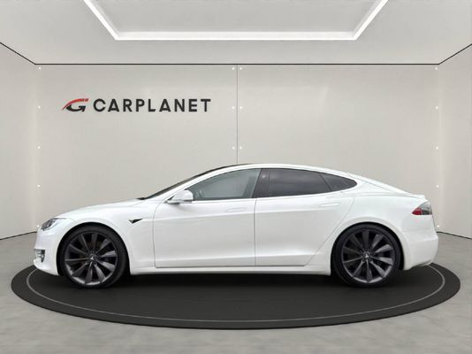 Tesla Model S 90 D