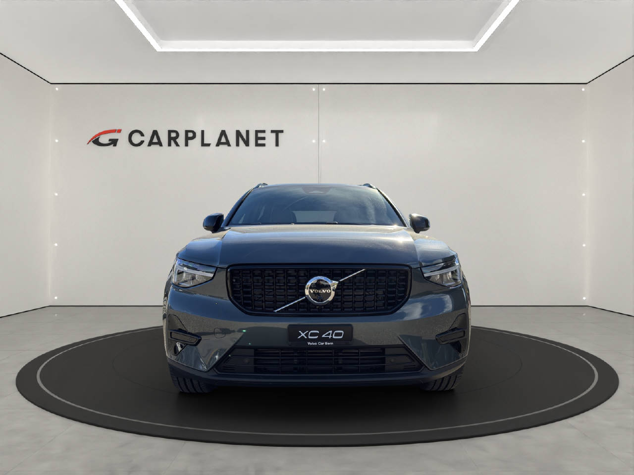Volvo XC40 2.0 B3 MH Plus Dark