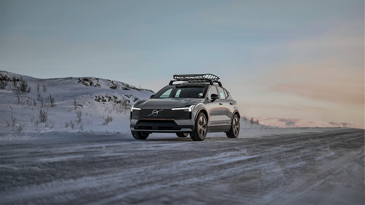 Der neue EX30 Cross Country im Winter