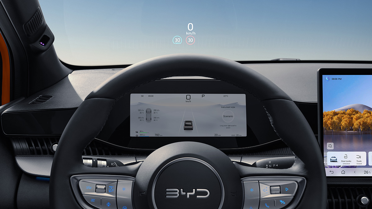BYD_Dolphin_G_Steuerrad_Hedupdisplay