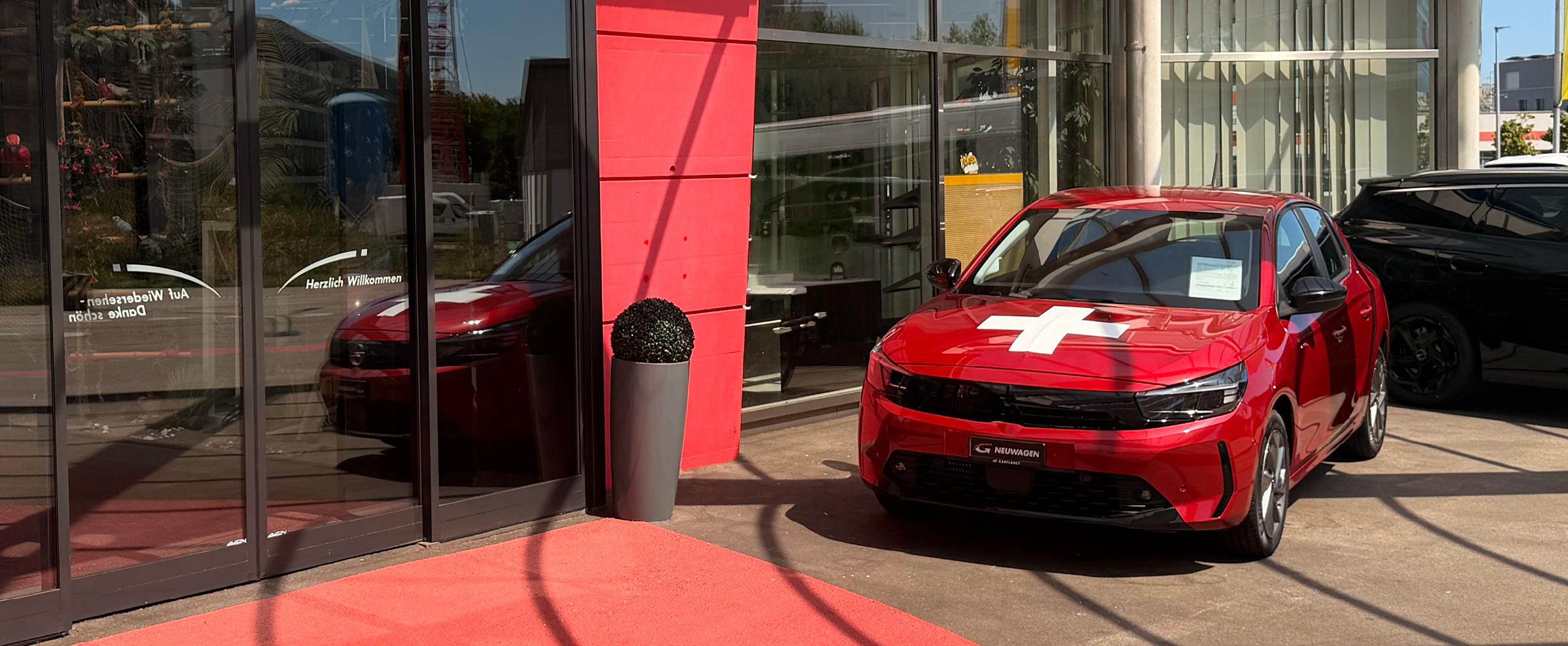 CARPLANET WÜNSCHT 
EINEN SCHÖNEN 
<br>1. AUGUST