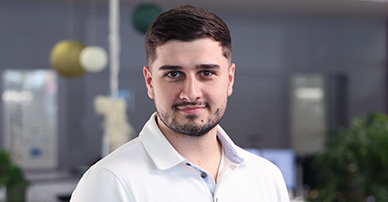 Dejan Vasic - Kundendienst
